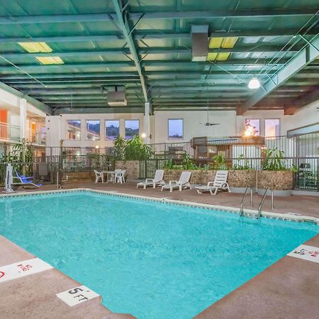 Howard Johnson By Wyndham コンウェー エクステリア 写真