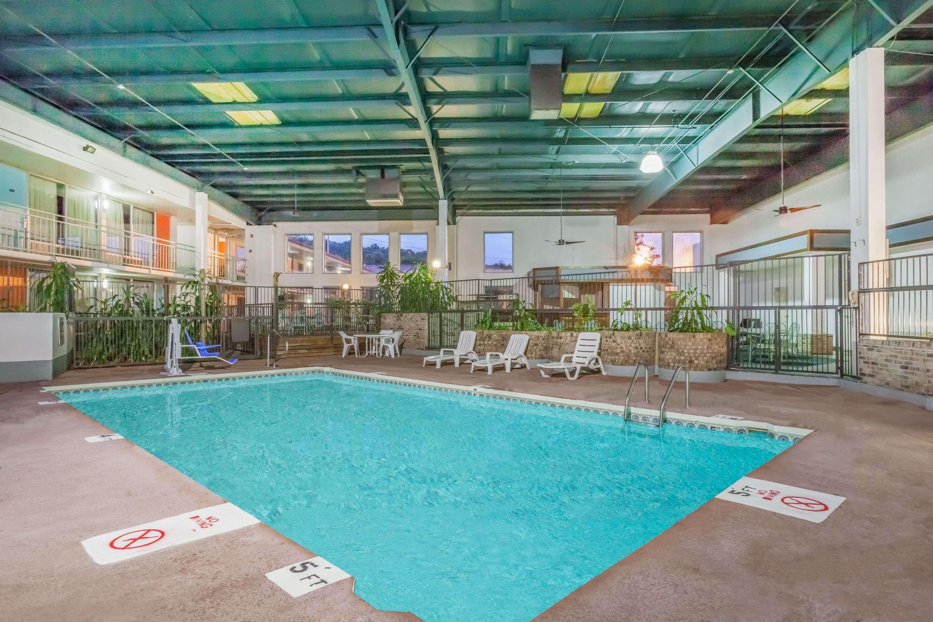 Howard Johnson By Wyndham コンウェー エクステリア 写真