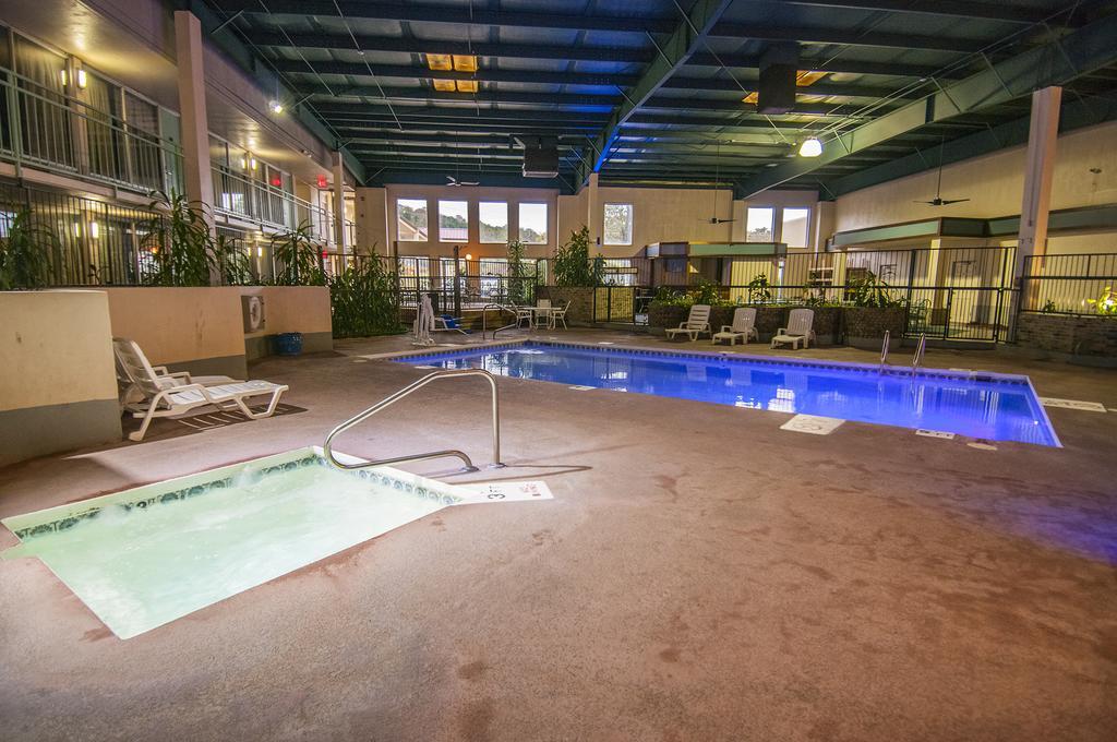 Howard Johnson By Wyndham コンウェー エクステリア 写真